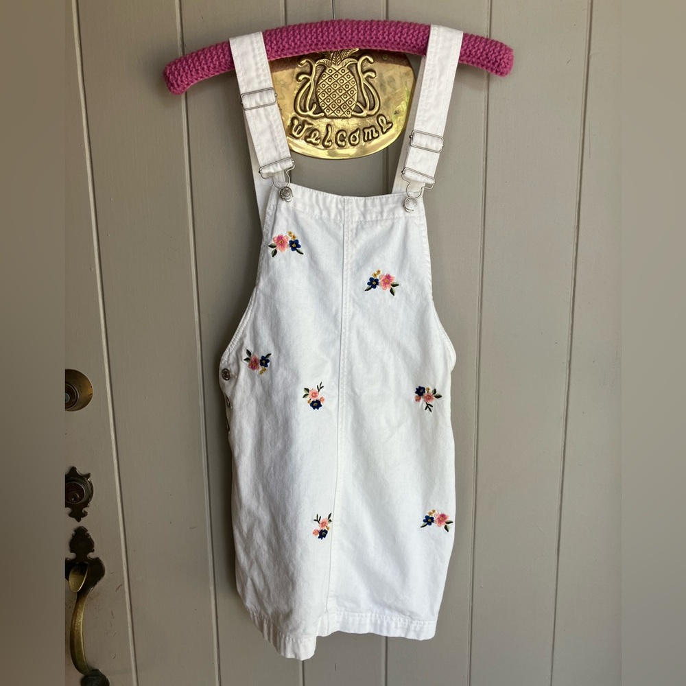 White flower skirt overalls